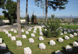 Pokopališče Komen